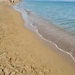 Atico Con Terraza Y Vistas Al Mar شقة